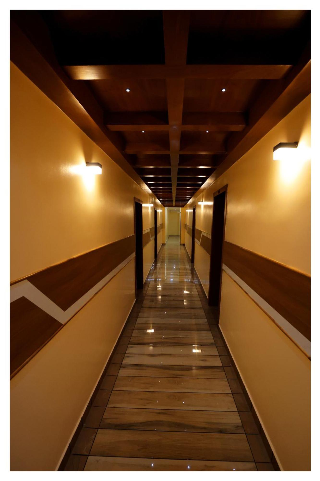 Hydel Palace Athirappilly By Bestinn Leisure Екстериор снимка