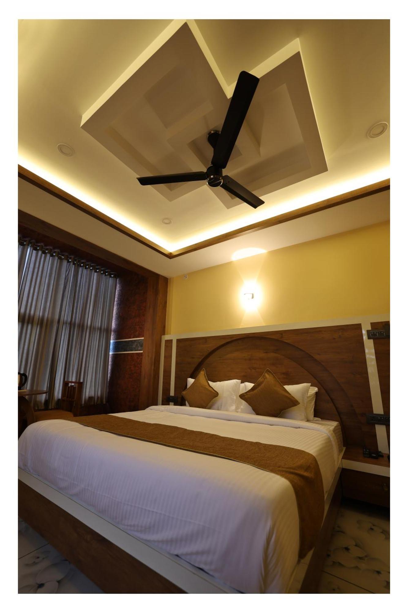 Hydel Palace Athirappilly By Bestinn Leisure Екстериор снимка