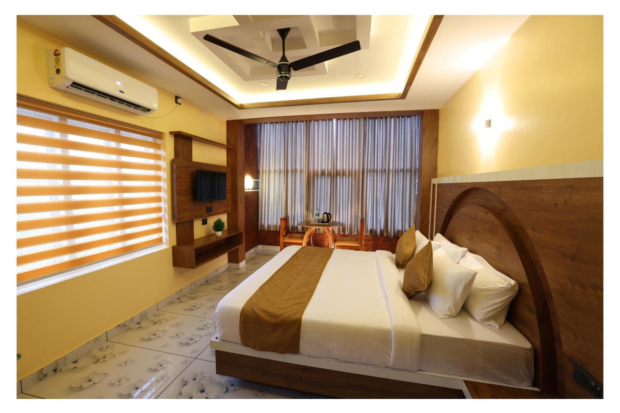 Hydel Palace Athirappilly By Bestinn Leisure Екстериор снимка